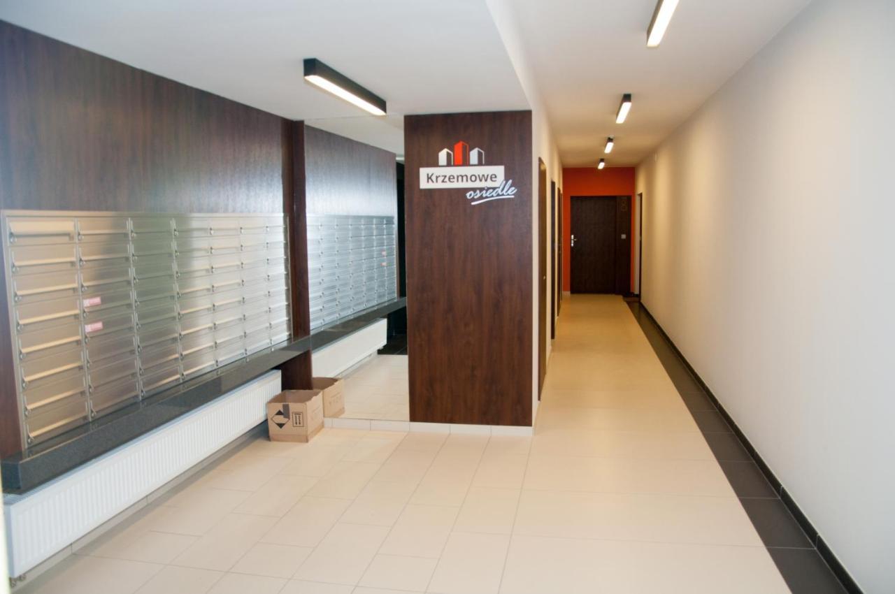 Apartament Cybernetyki Mokotów Varsovia Exterior foto