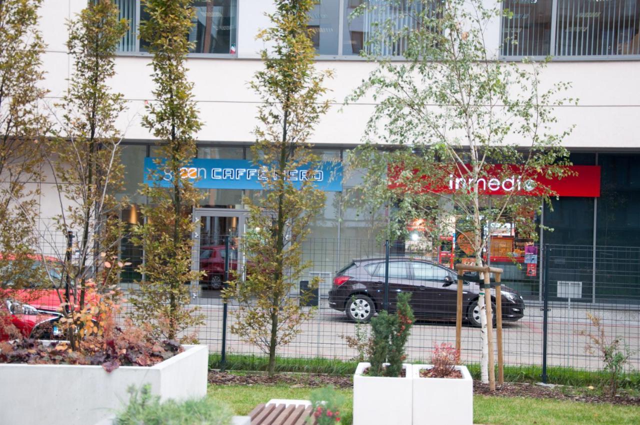 Apartament Cybernetyki Mokotów Varsovia Exterior foto