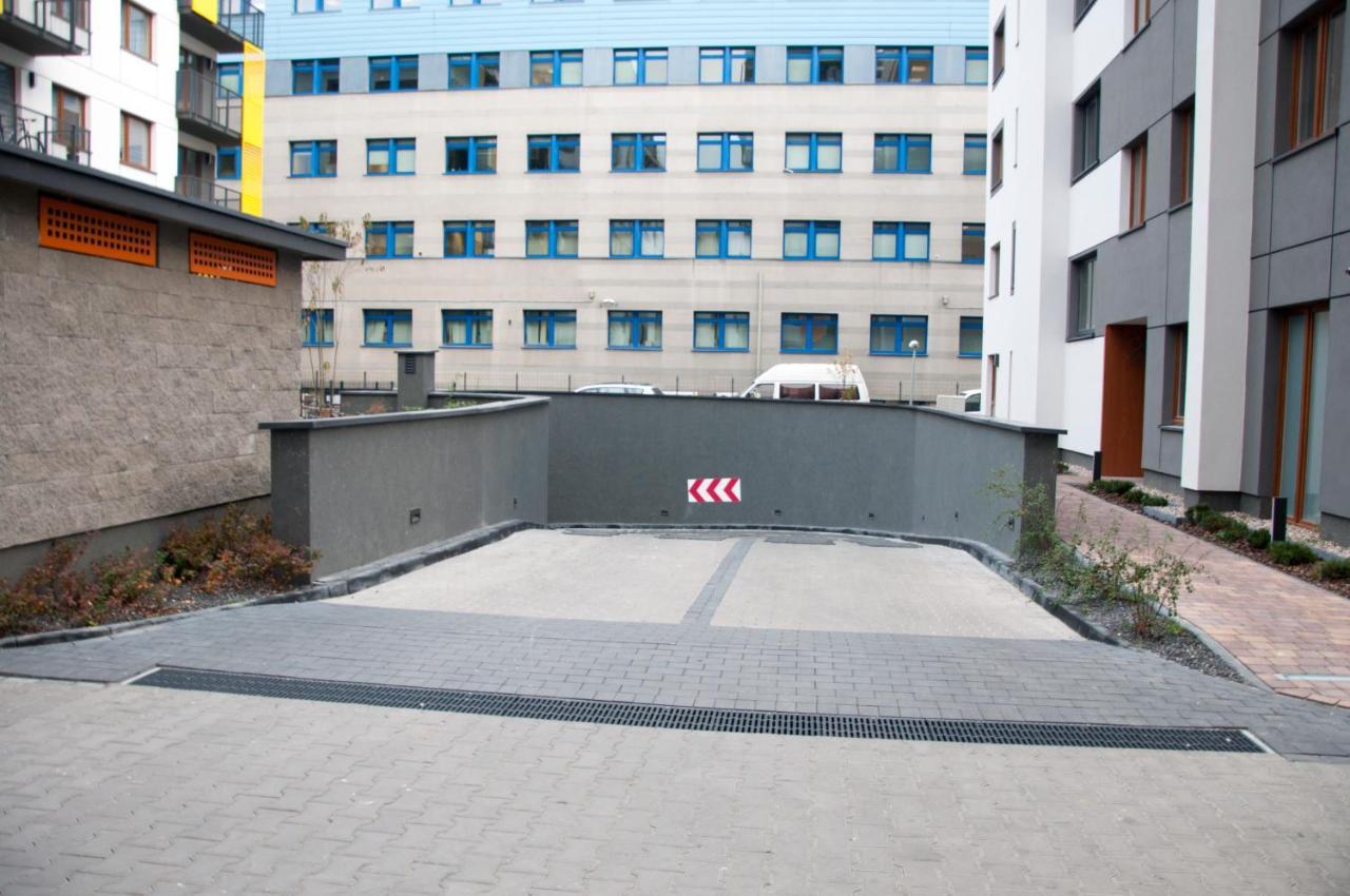 Apartament Cybernetyki Mokotów Varsovia Exterior foto
