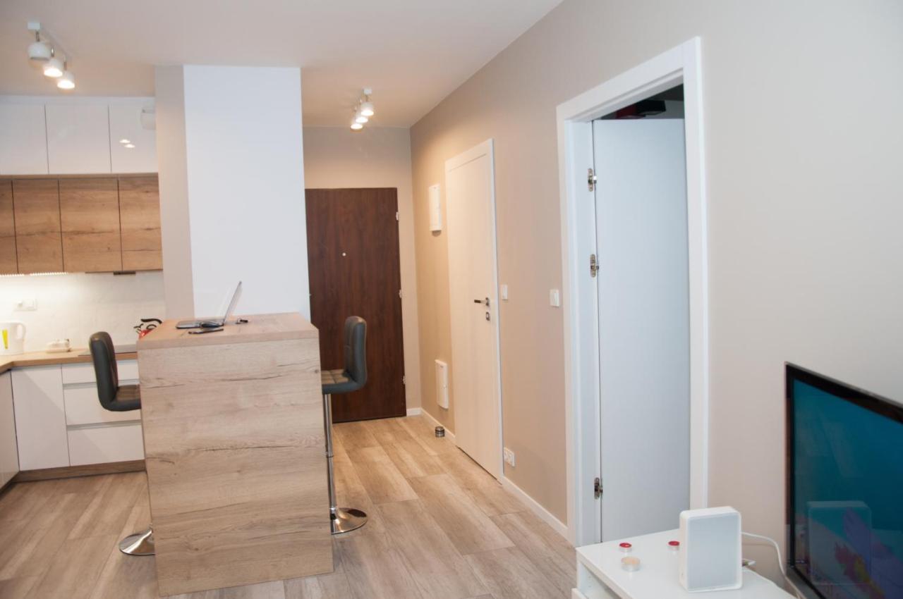 Apartament Cybernetyki Mokotów Varsovia Exterior foto